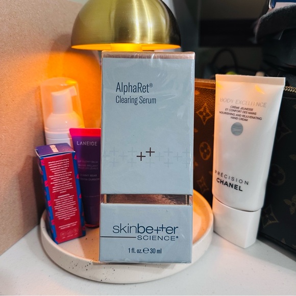 skinbetter science Other - SkinBetter Science AlphaRet Clearing Serum